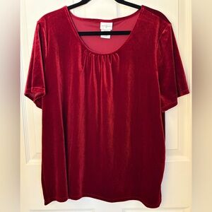 Jaclyn Smith Red Velvet Short Sleeve Top